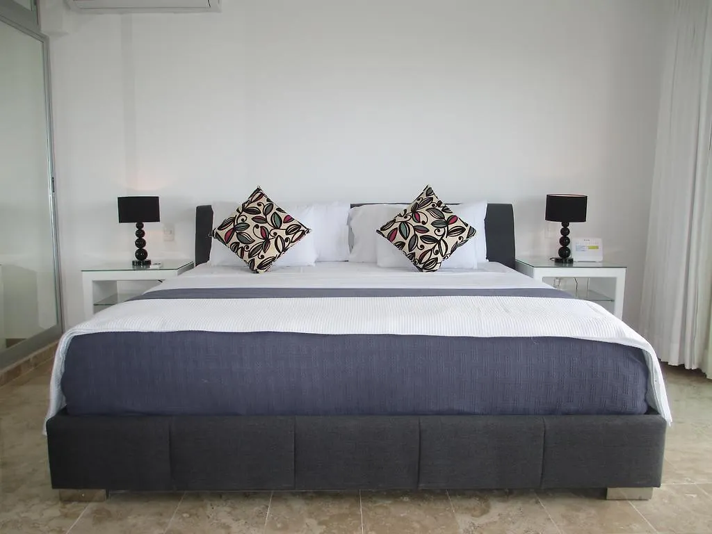 פלאייה דל כרמן Coral Suites Ocean View Rooftop מלון דירות פלאייה דל כרמן